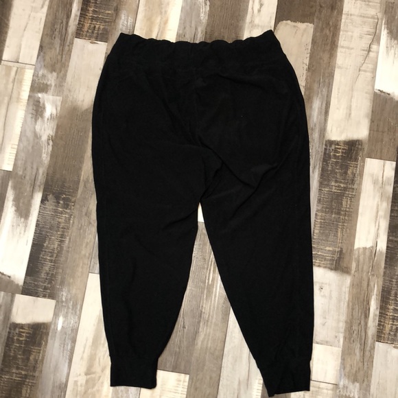 Black Joggers XL - Picture 4 of 4